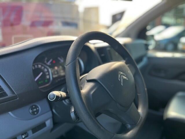Citroen JUMPY 2.0 BlueHDI 180 M Driver AUTOMAAT I NAVIGATIE I HEAD UP DISPLAY TREKHAAK I LMV I 180PK I CAMERA