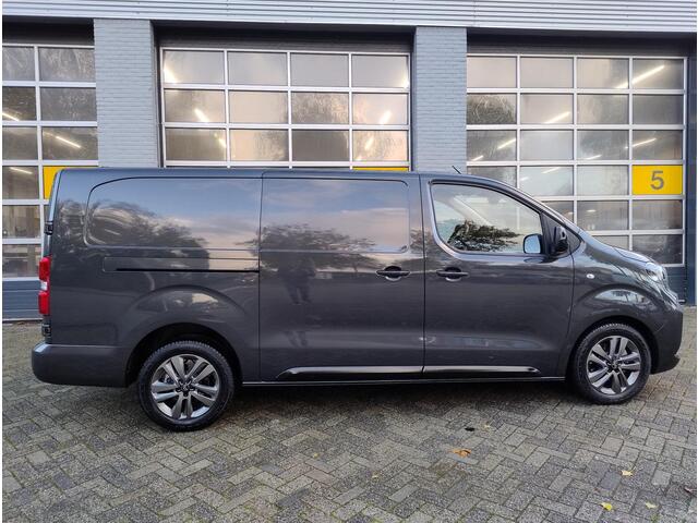 Citroen JUMPY L3 2.0 BlueHDi 180pk EAT8 AUTOMAAT | BPM vrij | Houten afwerking laadruimte | Trekhaak | Passagiersstoel | NAVI | Apple Carplay | Android Auto | Achteruitrijcamera | Parkeersensoren achter | LED koplampen | Keyless Entry | Climate control | Stuurverwarmin