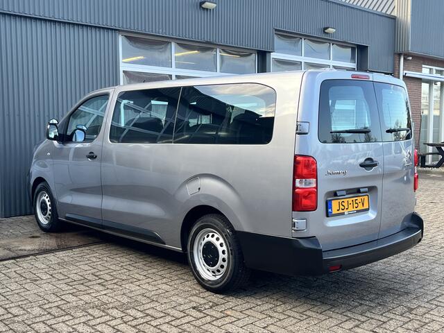 Citroen JUMPY 1.5 BlueHDi XL Marge BTW en BPM vrij!! Airco Cruise controle Trekhaak 2500kg Navigatiesysteem Personenvervoer 8-Persoons Parkeerhulp achter Apple carplay 1e eigenaar Euro 6 Bpm en Btw vrij voor particulier