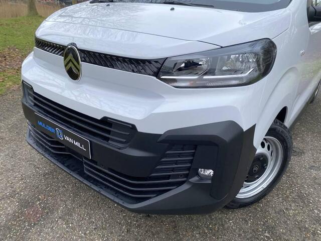 Citroen JUMPY L3 2.0 BlueHDI 145pk | BPM vrij | NAVI | Achteruitrijcamera | Parkeersensoren voor en achter | Dode hoek detectie | Mistlampen | Licht- en regensensor | Stuurwielbediening | Digital cockpit | Bestuurdersstoel comfort met armsteun | Bank voorpassagiers