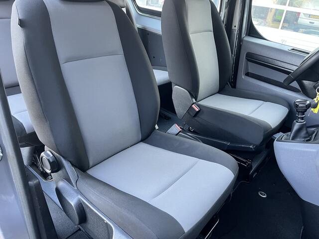 Citroen JUMPY 1.5 BleuHDi XL Marge BTW en BPM vrij!! Airco Cruise controle Trekhaak 2500kg Navigatiesysteem Personenvervoer 8-Persoons Parkeerhulp achter Apple carplay 1e eigenaar Euro 6 Bpm en Btw vrij voor particulier