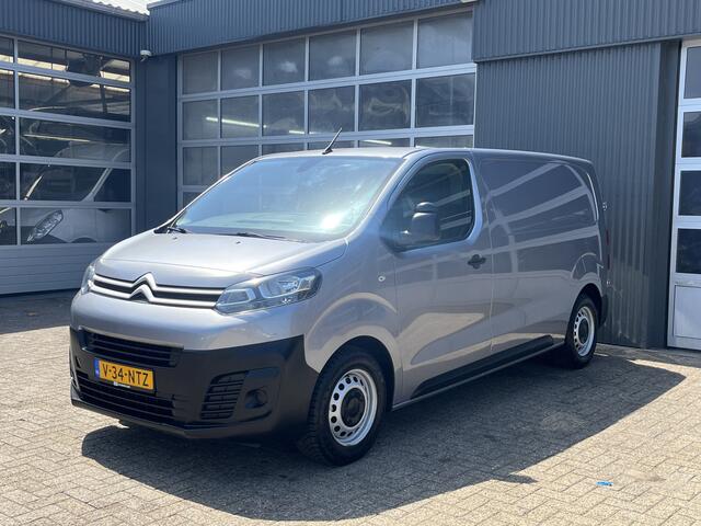 Citroen JUMPY 1..5 BlueHDI L2 H1 Marge BTW en BPM vrij!! Airco Cruise controle Navigatiesysteem 2-Persoons Parkeerhulp achter Apple carplay 1e eigenaar Euro 6 Bpm en Btw vrij voor particulier gebruik !!