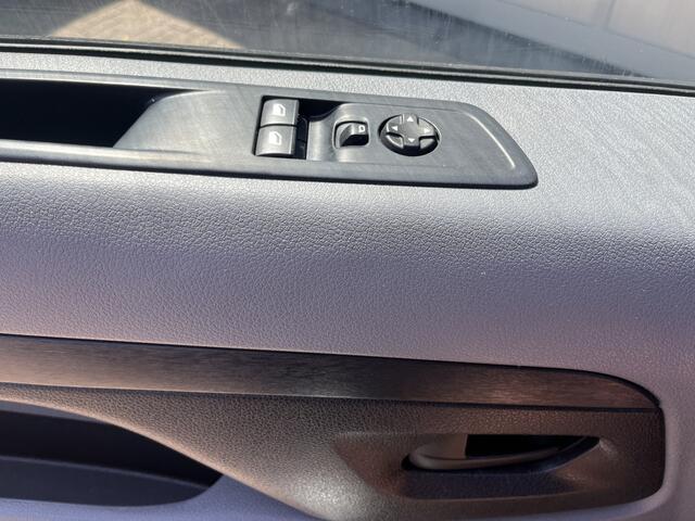Citroen JUMPY 1..5 BlueHDI L2 H1 Marge BTW en BPM vrij!! Airco Cruise controle Navigatiesysteem 2-Persoons Parkeerhulp achter Apple carplay 1e eigenaar Euro 6 Bpm en Btw vrij voor particulier gebruik !!