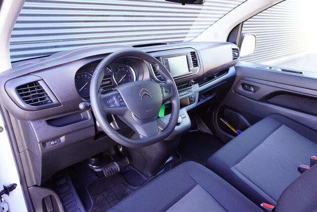 Citroen JUMPY 145pk Automaat L3H1 2500kg Trekhaak Apple craplay Navigatie 3-Zits Cruise control Parkeersensoren Camera