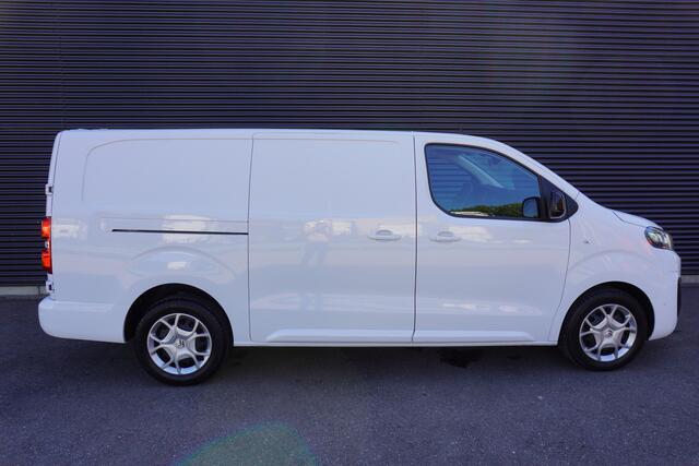 Citroen JUMPY 145pk Automaat L3H1 2500kg Trekhaak Apple craplay Navigatie 3-Zits Cruise control Parkeersensoren Camera