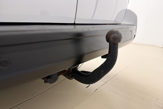 Citroen JUMPY 2.0 BlueHDI 145 L3 | Automaat | Navigatie | Airco | Camera | Cruise Control Adaptief | Laadruimtebetimmering | Trekhaak | Alarm | Financial Lease mogelijk