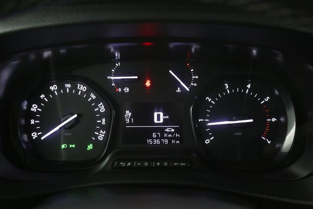 Citroen JUMPY 2.0 HDI L2H1 | Clima | Cruise | Camera | 3 Zits | Carplay | Trekhaak | Parkeersens.