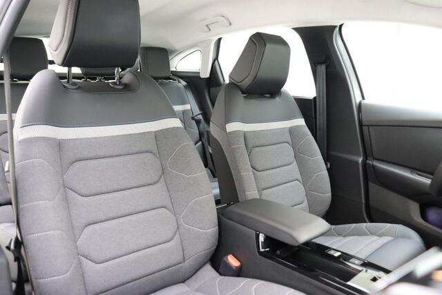 Citroen ë-C4 Feel 136pk 50 kWh | 3 fase laden | Lichtmetaal 18inch | Navigatie | Achteruitrij Camera | Climate control | Weinig kilometers | Cruise control | Bluetooth