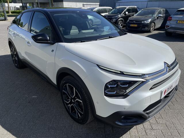 Citroen ë-C4 Shine Pack 50 kWh (Camera - Stoelverwarming - Leder - Parkeersensoren V+A - Keyless Entry - Verwarmde Voorruit - LED - Automatische Airco - Navigatie)