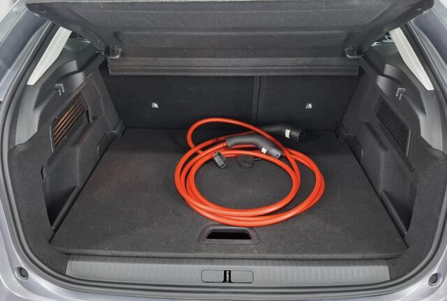 Citroen ë-C4 Feel Pack 50 kWh Navigatie / 3 fase / Camera