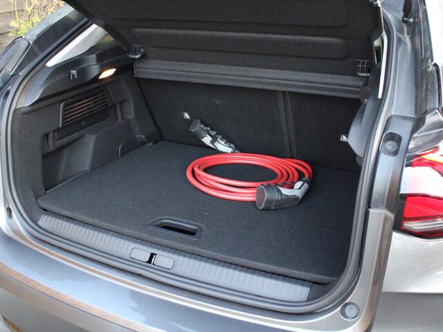 Citroen ë-C4 Feel 50 kWh 136PK inclusief batterijtest Achteruitrijcamera, Cruise Control, Parkeersensoren Achter, Led Koplampen, Lichtmetalen Velgen