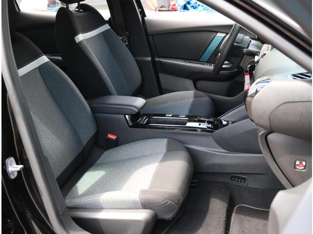 Citroen ë-C4 Live 50 kWh 136PK | AppleCarplay/Android Auto | Climate Control | Cruise Control | FASE 3 | Parkeersensoren | Isofix | Armsteun |