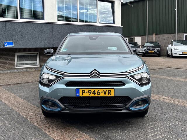 Citroen ë-C4 Shine 50 kWh VAN: 19.400,- VOOR: 17.770,- UW HERFSTVOORDEEL: 1.630,- EURO. | RIJKLAARPRIJS INCL. 12MND BOVAG