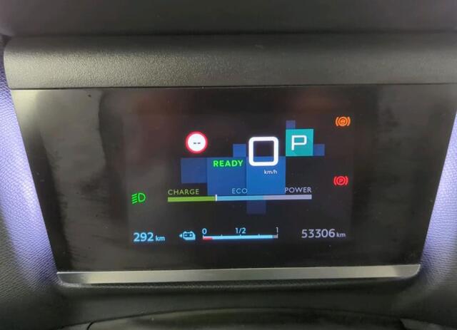 Citroen ë-C4 X Feel 50 kWh (136 PK) 1e-Eig. & Keurig-Onderh. BOVAG-Garantie. NL-Auto.