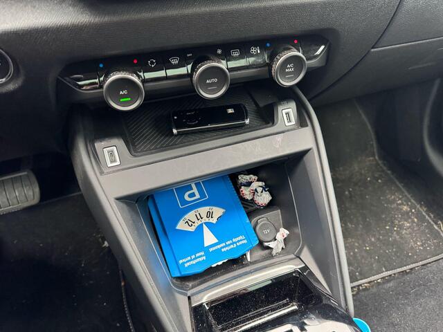 Citroen ë-C4 Shine 50 kWh 136pk Adaptieve Cruise | Head up Display | Open dak | Navigatie | Climate control | Achteruitrijcamera