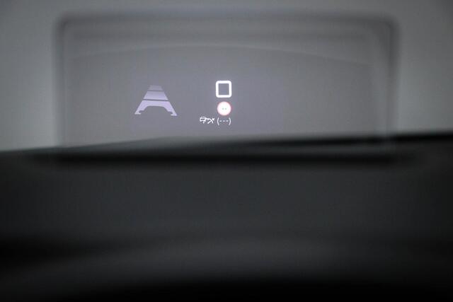 Citroen ë-C4 Shine 50 kWh | HEAD UP | STUURVERWARMING | DAB | APPLE | CAMERA