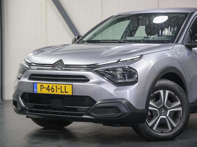 Citroen ë-C4 Live 50 kWh 136PK | 1ste eigenaar | ACCURAPPORT 92% | AppleCarplay/Android Auto | Climate Control | Cruise Control | FASE 3 | Parkeersensoren | Isofix | Armsteun | Parkeersensoren |