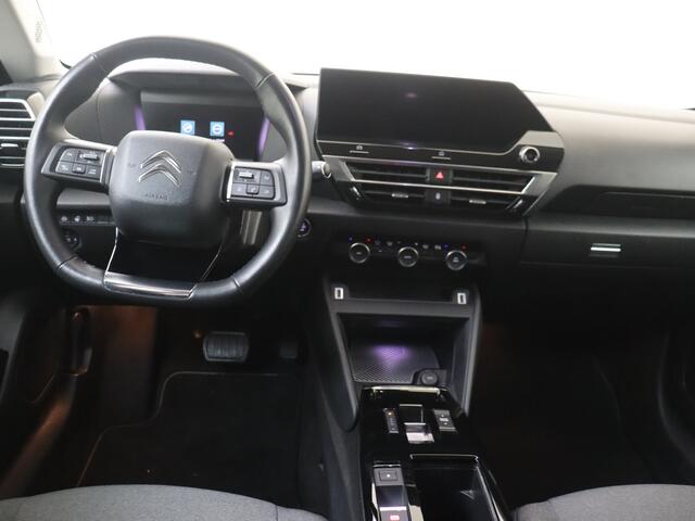 Citroen ë-C4 Shine 50 kWh I AUTOMAAT I NAVIGATIE I ACHTERUITRIJCAMERA I PARKEERSENSOREN VOOR EN ACHTER I KEYLESS ENTRY I HEAD-UP DISPLAY I VERWARMD STUURWIEL I