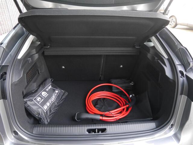 Citroen ë-C4 Business 156pk Extended range 54 kWh | Nieuwe auto | Navigatie | Achteruitrijcamera | Climate control | Stoelverwarming | Adaptive cruise control| 18 inch lichtmetalen velgen