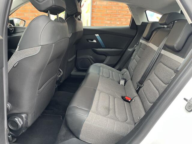 Citroen ë-C4 Feel Edition 50 kWh | Keyless | Stuurverwarming | Achteruitrijcamera | Parkeersensoren voor + achter | Adaptive Cruise Control |
