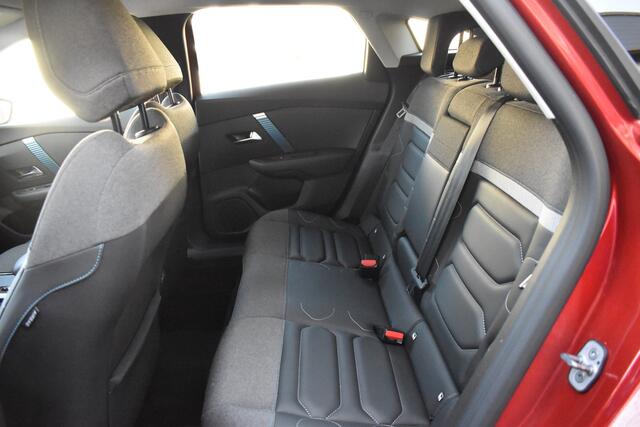 Citroen ë-C4 Shine 50 kWh | SOH 91% | Navigatie | Airconditioning ECC | Apple Carplay & Android Auto | Camera | Drive assist | Stoelverwarming | Keyless | Leder / stof | Head Up Display | Dodehoek Detectie | Parkeersensoren voor en achter | Lichtmetaal | Zeer Compleet