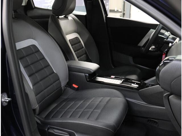 Citroen ë-C4 X Plus 156PK Extended range 54 kWh | 1ste eigenaar | Navigatie | Achteruitrijcamera | Climate Control | AppleCarplay/AndroidAuto | Armsteun | Led | Isofix | Parkeersensoren |