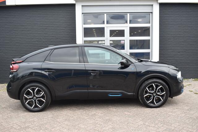 Citroen ë-C4 Shine 50 kWh | Pack winter | Navigatie | Airco | Camera achter | PDC V+A | | SOH 89% | zeer compleet |