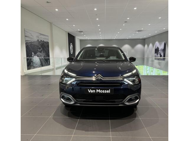 Citroen ë-C4 X ë-Series 54 kWh | 180 graden camera | Parkeersensoren | Navigatie | Apple/Android Carplay | Massage stoelen |