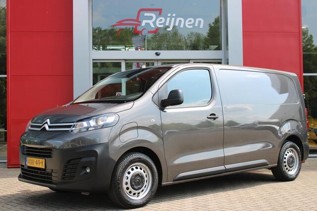 Citroen ë-Jumpy L2 136PK AUTOMAAT 75 kWh | NAVIGATIE 10" TOUCHSCREEN | ACHTERUITRIJ CAMERA | APPLE CARPLAY/ANDROID AUTO | PARKEERSENSOREN | CRUISE CONTROL | DAB+ RADIO | NIEUWE BUS! | 3-ZITS |