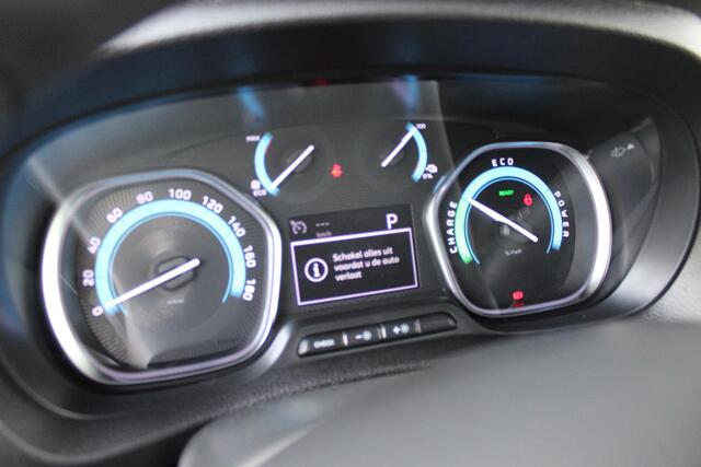 Citroen ë-Jumpy L3 136PK AUTOMAAT DC 75 kWh | DUBBELE CABINE | NAVIGATIE 10" TOUCHSCREEN | APPLE CARPLAY/ANDROID AUTO | ACHTERUITRIJ CAMERA | CRUISE CONTROL | 6-ZITS | REGEN/LICHT SENSOR | DAB+ RADIO | NIEUWE BUS! |