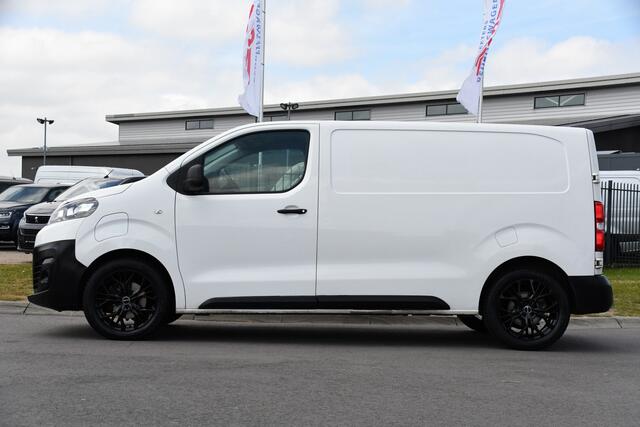 Citroen ë-Jumpy L2 50 kWh Black & White Edition Cruise, Sensoren, 136pk, Radio, Uniek!