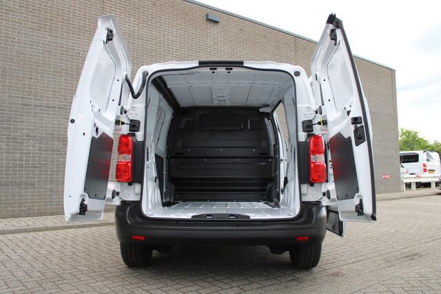 Citroen ë-Jumpy Club M 50 kWh Cruise control, Airco, Apple carplay/Android auto, Radio, Elek.bediende ramen en spiegels,