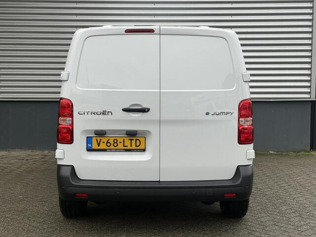 Citroen ë-Jumpy L2 75 kWh 136pk | Airco | Cruise control | Bluetooth radio | Audiobediening stuurwiel | Parkeersensoren achter | Bestuurdersstoel comfort | Bank voorpassagiers | Tussenwand comfort met raam | Reservewiel