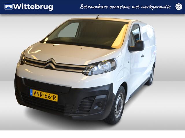 Citroen ë-Jumpy Control M 75 kWh I AUTOMAAT I PARKEERSENSOREN ACHTER I 3 SEATER I LAADRUIMTE GEHEEL BETIMMERD I AIRCO I CENTRALE DEURVERGRENDELING I ACHTERDEUREN GESCHIKT VOOR BELADING MET HEFTRUCK