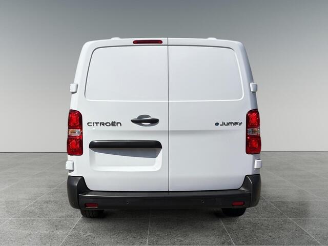 Citroen ë-Jumpy L3 75 kWh 136pk | ACTIE | 8 jaar garantie | 0% financial lease | Houten afwerking laadruimte | NAVI | Multimedia | Apple Carplay | Android Auto | Achteruitrijcamera | Parkeersensoren voor en achter | Dode hoek detectie | Digitale cockpit | Stuurwielbedien