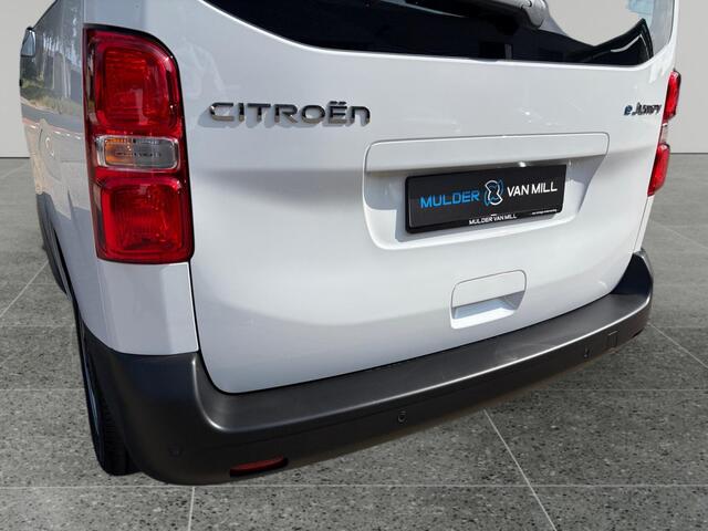 Citroen ë-Jumpy Combi L2 75kWh 136pk | 8 jaar garantie | 2,9% financial lease | 9-persoons | Achterklep | Airco | Bluetooth radio | Cruise control | Bestuurdersstoel comfort met armsteun | van ¤60.196 voor ¤46.308 incl. BTW rijklaar | TAXI ombouw mogelijk