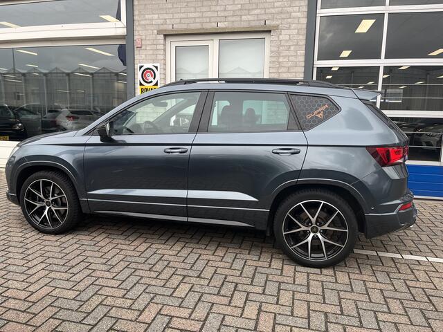 Cupra Ateca 2.0 TSI 4DRIVE / AUTOMAAT/ 300 PK/ PANO/ TREKHAAK/ LEER/ 360 CAMERA/ BEATS/ ELEK.KLEP/ ELEK.STOEL/ DODEHOEK/ STOELVERWARM./ CRUISE CONTROL/ FULL LINK/ ACC/ DCC/ KEYLESS/ NAVI/ DAB/ CLIMA/ ISOFIX/ 19'' LM