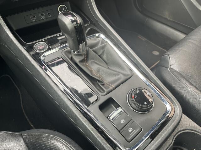 Cupra Ateca 2.0 TSI 4DRIVE / AUTOMAAT/ 300 PK/ PANO/ TREKHAAK/ LEER/ 360 CAMERA/ BEATS/ ELEK.KLEP/ ELEK.STOEL/ DODEHOEK/ STOELVERWARM./ CRUISE CONTROL/ FULL LINK/ ACC/ DCC/ KEYLESS/ NAVI/ DAB/ CLIMA/ ISOFIX/ 19'' LM