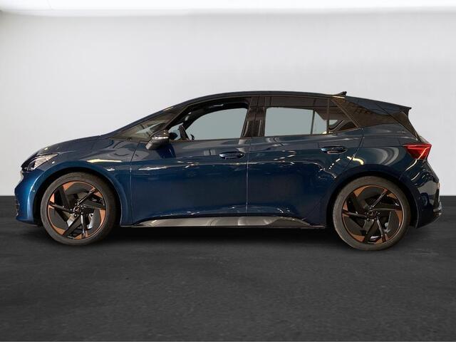 Cupra Born 58 kWh e-Boost 230pk / 20 inch velgen / Warmtepomp / Panoramic sunroof / head-up display