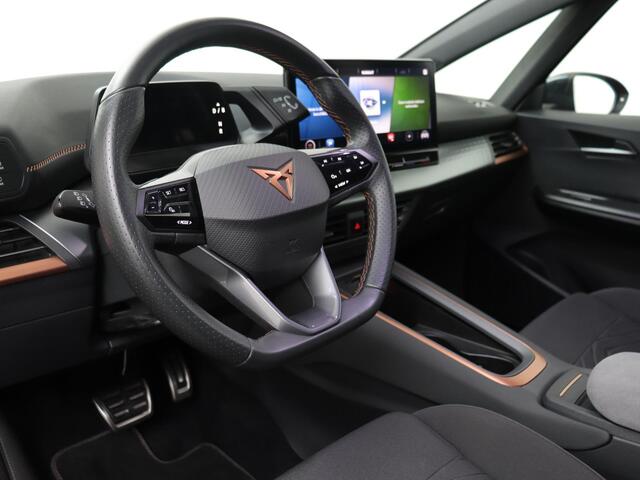 Cupra Born Essential 62 kWh | 204 PK | Lichtmetalen velgen 18" | Apple CarPlay / Android Auto | LED verlichting |