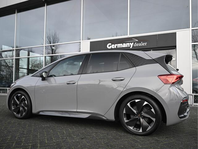 Cupra Born Performance 204pk 62kWh Warmtepomp 19-Inch E-Sound Adapt.Demping Mondsteingrey!!