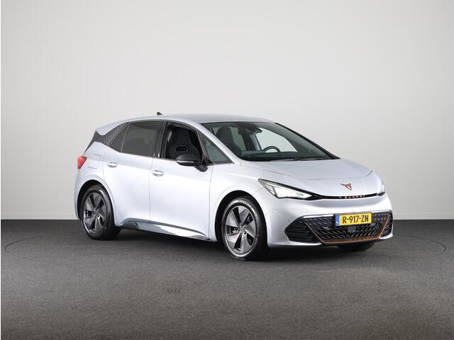 Cupra Born Business 62 kWh 204 pk | Navigatie | Parkeersensoren (Park assist) | Achteruitrijcamera | Adaptieve cruise control | LED koplampen |