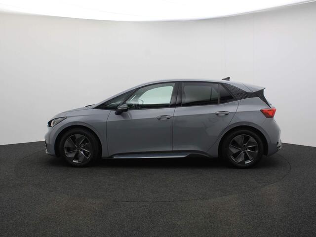 Cupra Born Business 204pk Automaat Adaptive cruise control, Navigatie, Achteruitrijcamera, LED verlichting, Parkeersensoren, App connect, Airco, DAB, Radio, Stuurwiel verwarmd