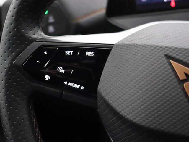 Cupra Born Business 204pk Automaat Adaptive cruise control, Navigatie, Achteruitrijcamera, LED verlichting, Parkeersensoren, App connect, Airco, DAB, Radio, Stuurwiel verwarmd