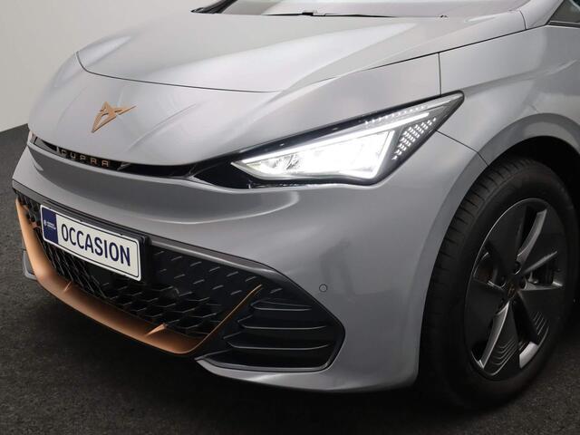 Cupra Born Business 204pk Automaat Adaptive cruise control, Navigatie, Achteruitrijcamera, LED verlichting, Parkeersensoren, App connect, Airco, DAB, Radio, Stuurwiel verwarmd