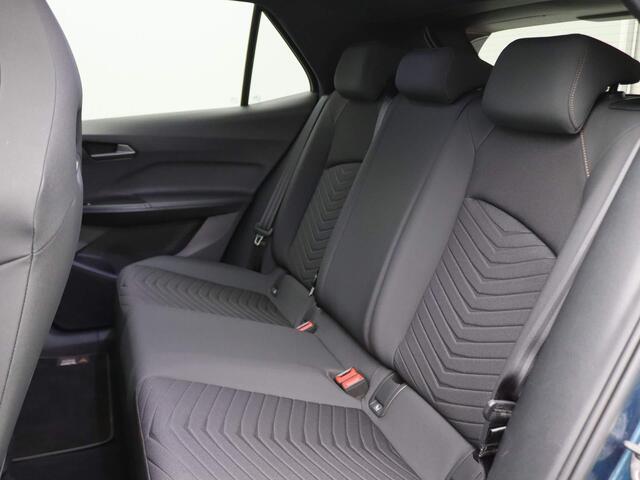 Cupra Born Business One 62 kWh 204PK Adaptieve Cruise Controle, Achteruitrijcamera, Stoel-Stuurverwarming, Parkeersensoren voor en achter, 18" LM Velgen