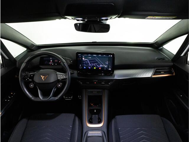 Cupra Born Adrenaline 62 kWh 231pk E-Boost | Achteruitrijcamera | Adaptieve Cruise Control | Stuurverwarming | Apple Carplay / Android Auto