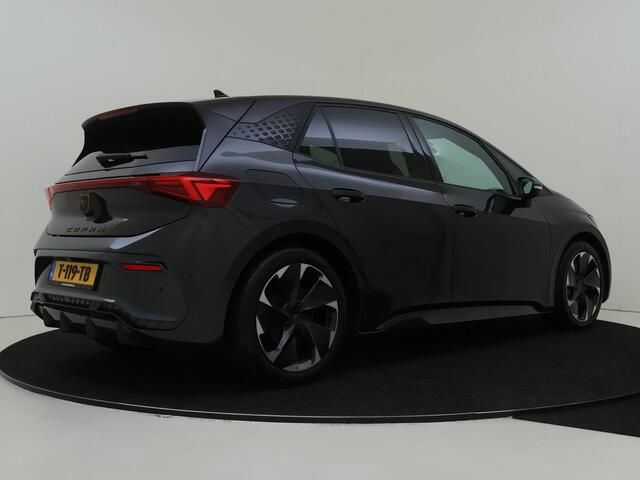 Cupra Born Adrenaline 62 kWh | BEATS Audio | Achteruitrijcamera | Keyless | Stoel-stuurverwarming | Navigatie | Voorklimatisering | Sfeerverlichting |