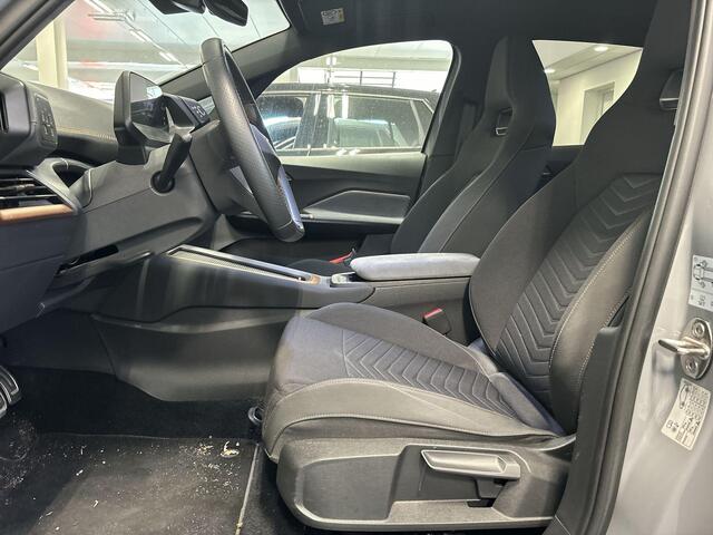Cupra Born Adrenaline One 204pk 62 kWh · Keyless · Camera · Apple/Android Car Play · Navi · P-Sensoren · 19'' Inch ·