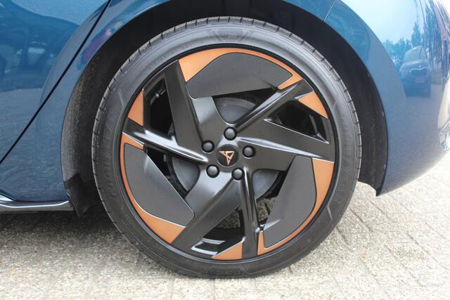Cupra Born 58 kWh Copper Edition | NAVIGATIE | PANORAMA DAK | 12% Bijtelling t/m 11-2026 |